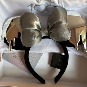 Disney 100 Platinum Minnie ears
